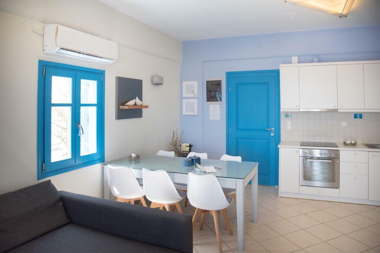 Just Blue With Amazing Sea Views In Piso Livadi Villa Exterior photo